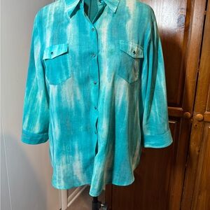 EUC - Chicos Teal and White Snap “button” closure Shirt - size 3